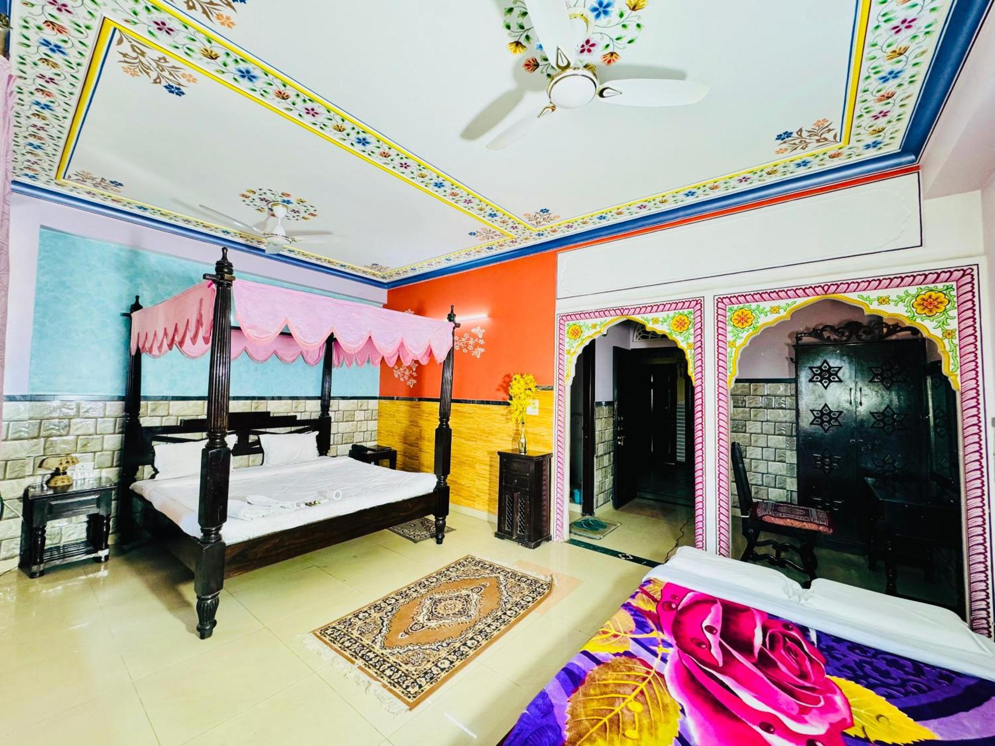Moon Light Palace Hotel Jaipur
